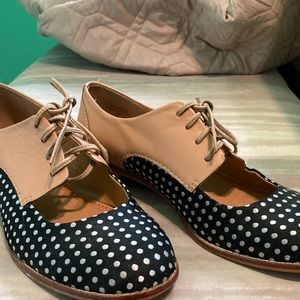 Anthropologie Pilcro and the letterpress lace up loafer sz8